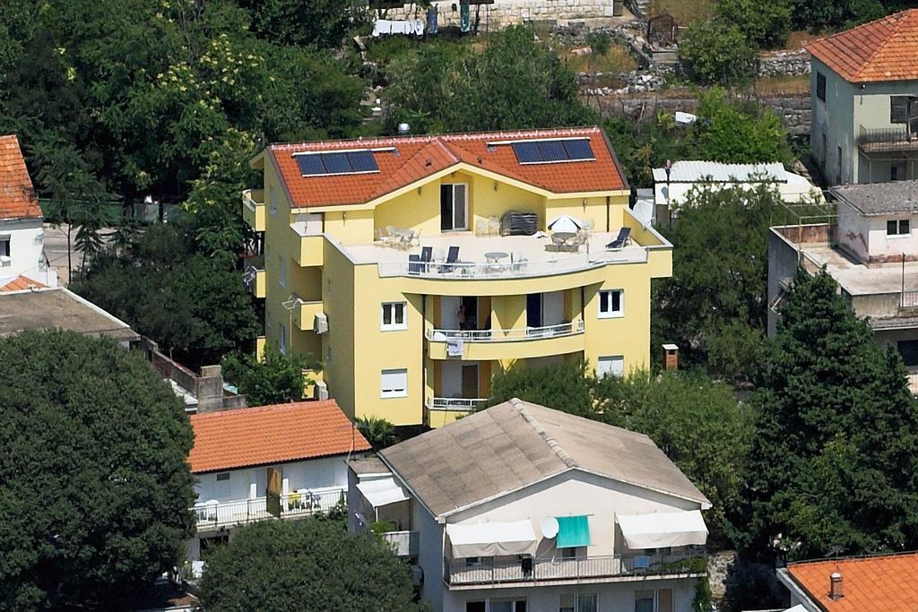 Apartments Vesna Gradac  Eksteriør billede